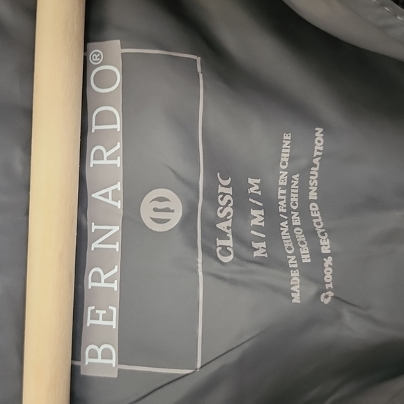 Lord & Taylor Bernardo EcoPlume Packable Walker in Charcoal Women's Size Medium - Picture 5 of 14